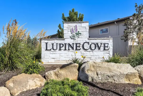 6226 W Stavros Drive, Meridian, ID 83646