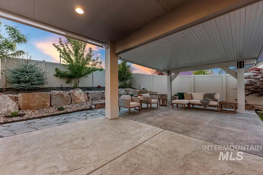 2251 N Garnet Creek Ave, Star, ID 83669 - Image #2