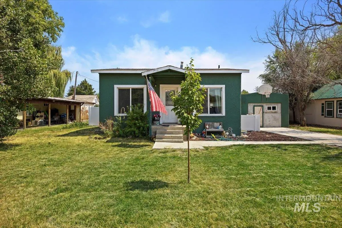 722 Nevada St, Gooding, ID 83330 - Image #1