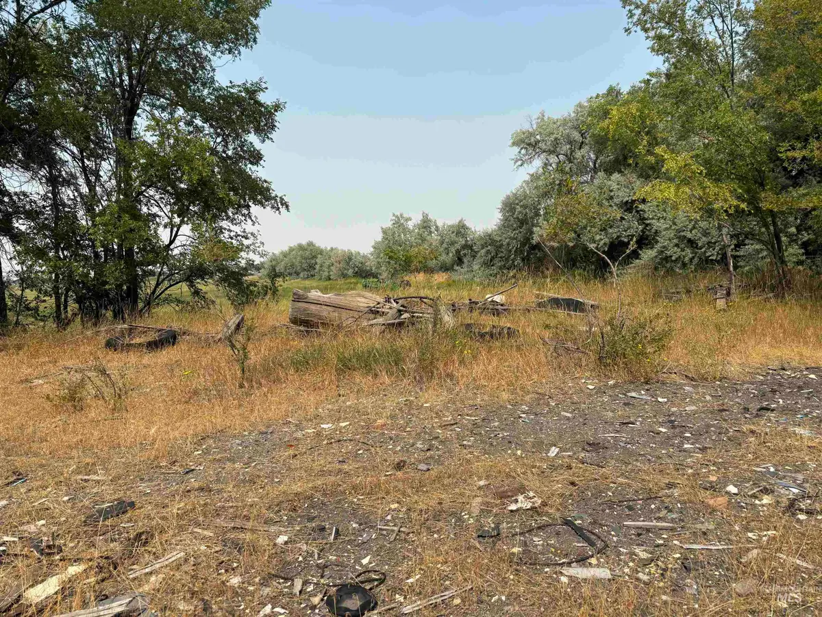 300 E 3rd, Burley, ID 83318 - #1