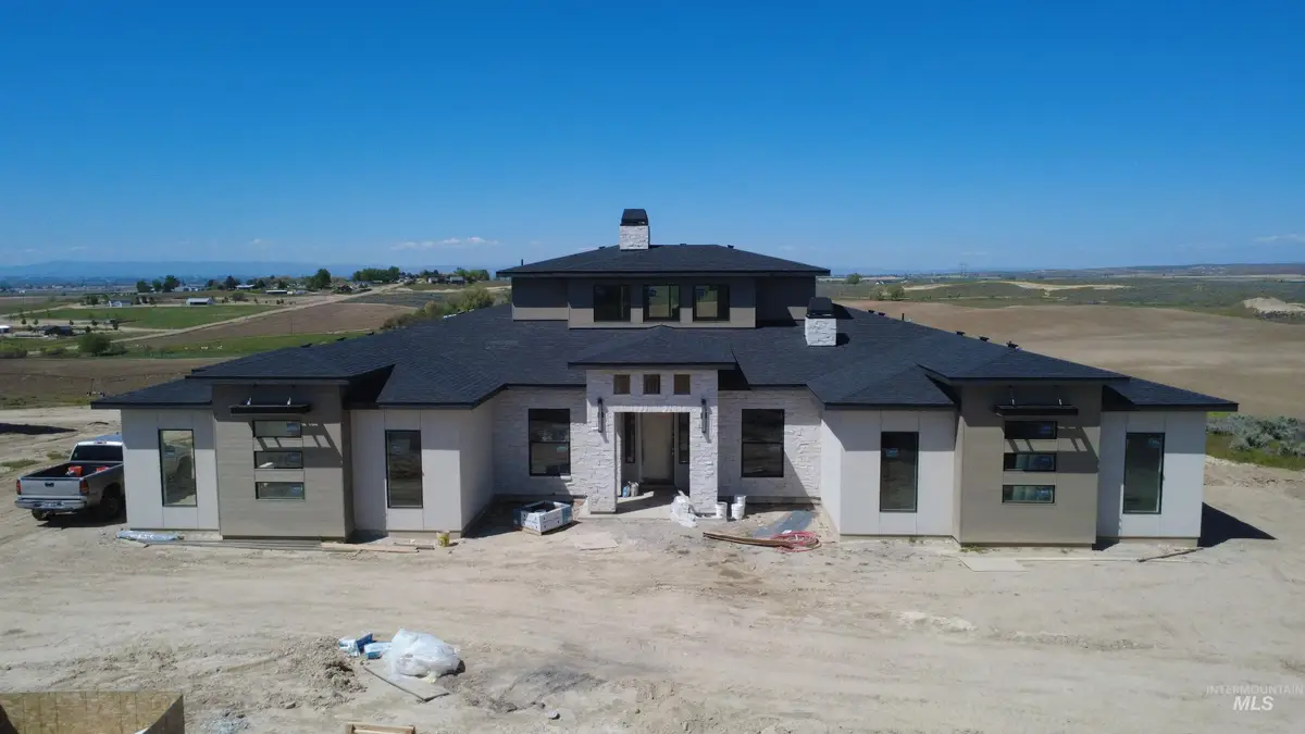 27225 Iron Horse Dr, Caldwell, ID 83607 - #1
