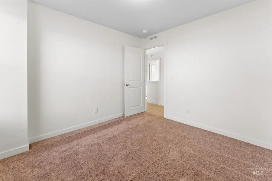 415 W Lyra St, Meridian, ID 83642 - Image #3