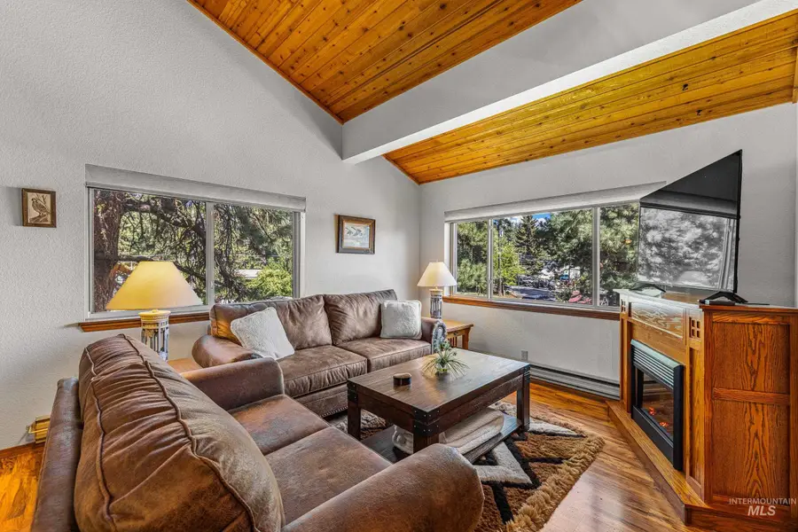 304 Mcbride Street #301, McCall, ID 83638 - Image #2