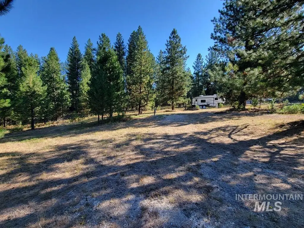 85 E Prospectors Drive, Cascade, ID 83611 - Image #1