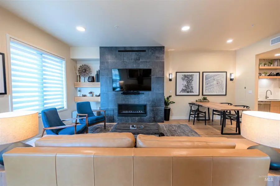 760 Village Dr #307, Donnelly, ID 83615 - Image #3