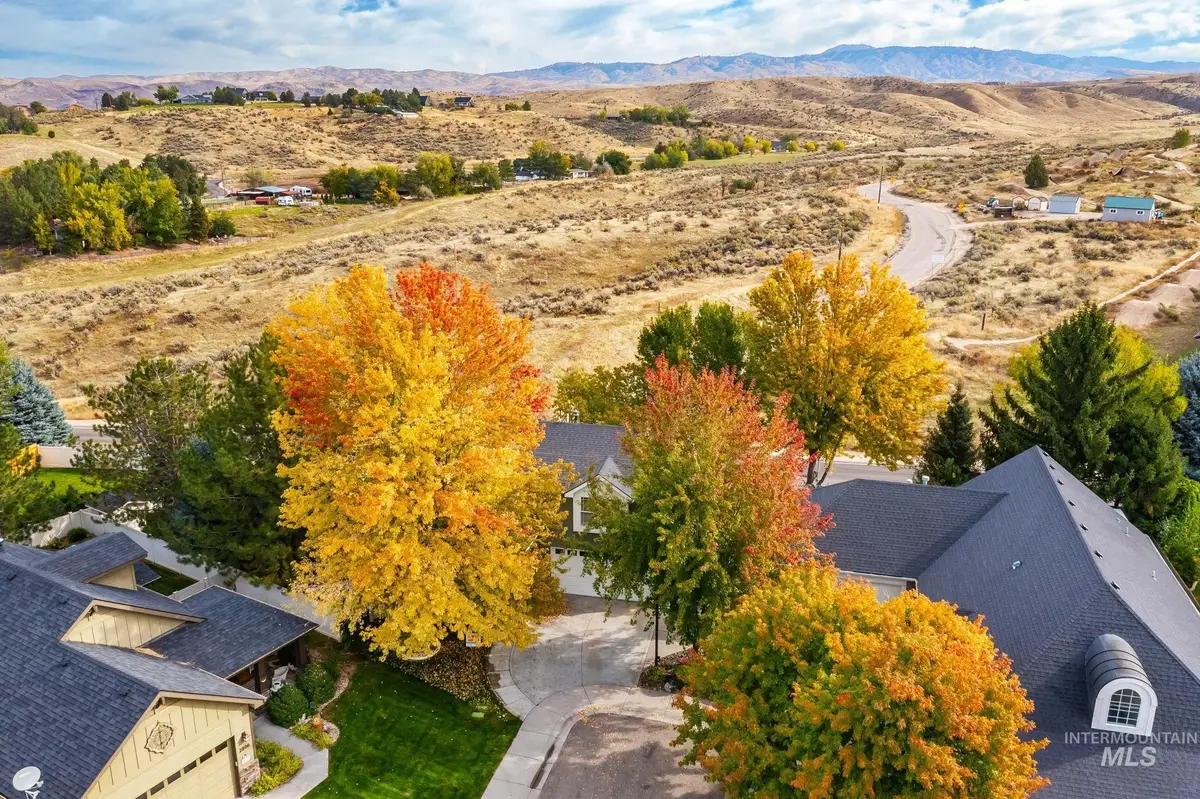 2912 E Bonfire, Eagle, ID 83616 - Image #1