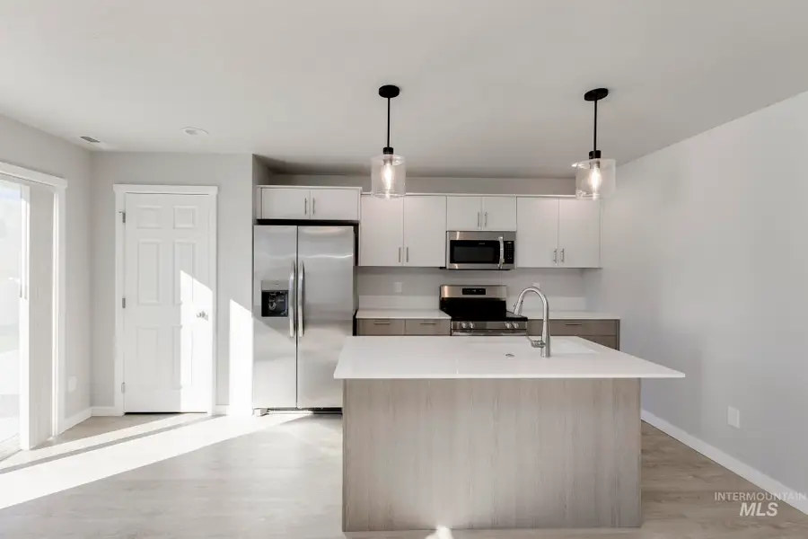 107 Bighorn St, Horseshoe Bend, ID 83629 - Image #3