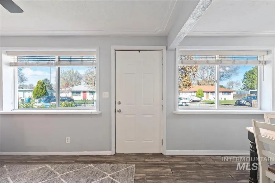 845 S 13th E, Mountain Home, ID 83647 - Image #3