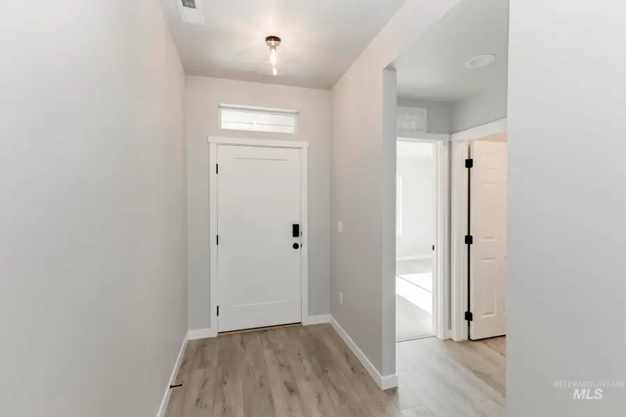 10516 W Tinder St, Star, ID 83669 - Image #2