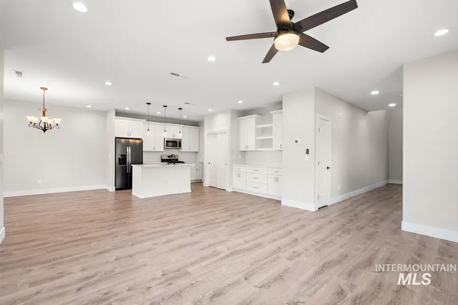 403 Cornell St, Middleton, ID 83644 - Image #3