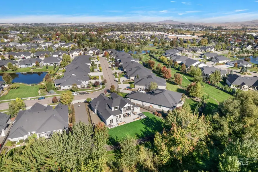 9823 W Hercules Dr, Star, ID 83669 - Image #2