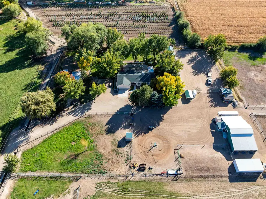 6095 Stump Ln, Star, ID 83669 - Image #2