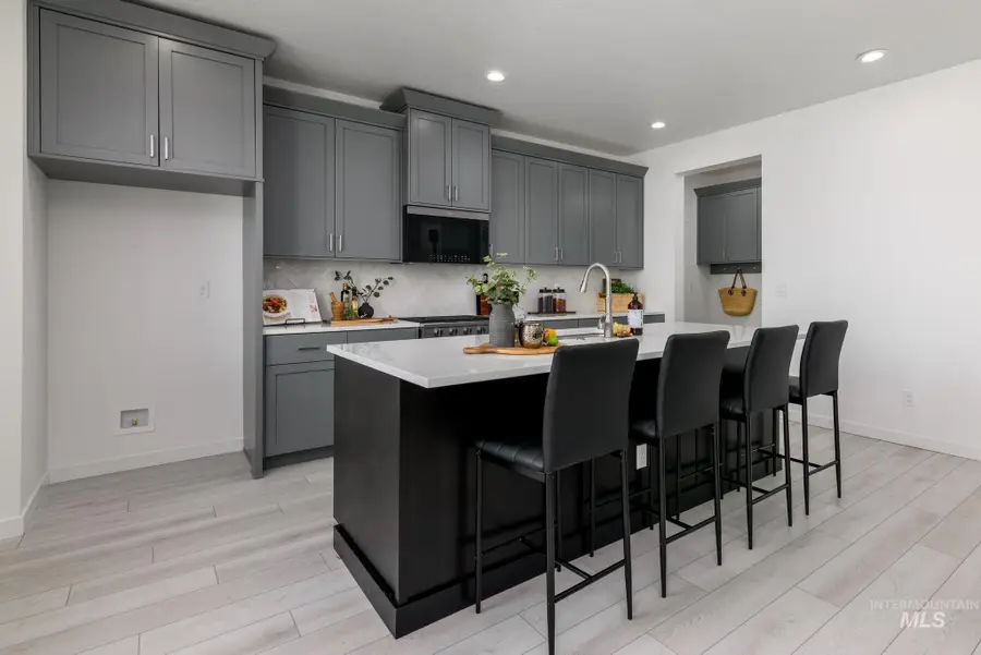 8940 W Moon River Dr, Star, ID 83669 - Image #3