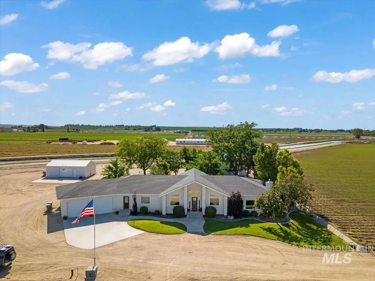 17369 Beet Rd, Huston, ID 83705 - Image #1