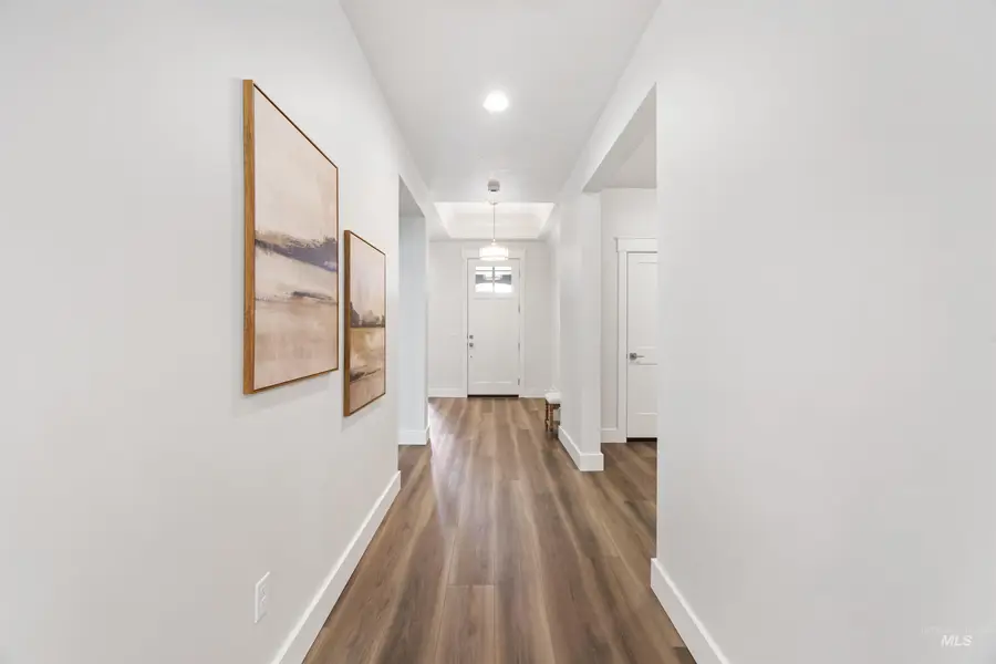 1106 E Rockhurst Ln, Eagle, ID 83616 - Image #3