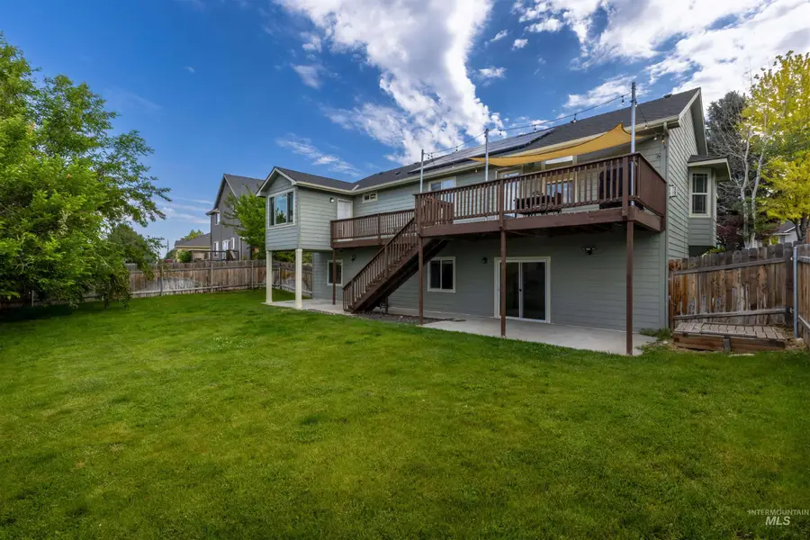 2493 S Skyview Dr, Nampa, ID 83686 - Image #2