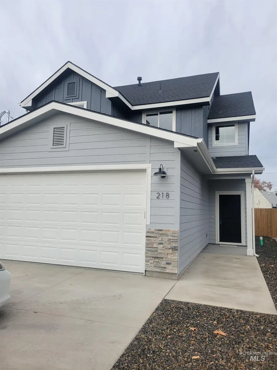 218 W Roosevelt Ave, Nampa, ID 83686 - Image #2