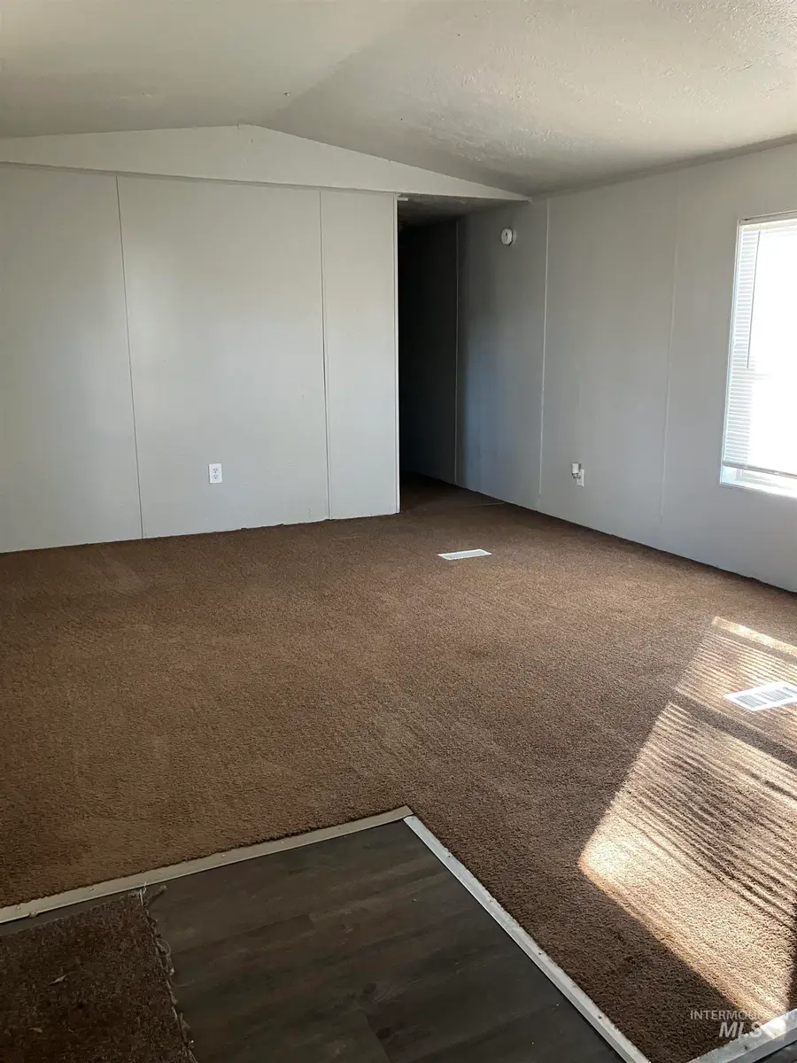 1570 Sunset Strip #4 #4, Mountain Home, ID 83647 - Image #2