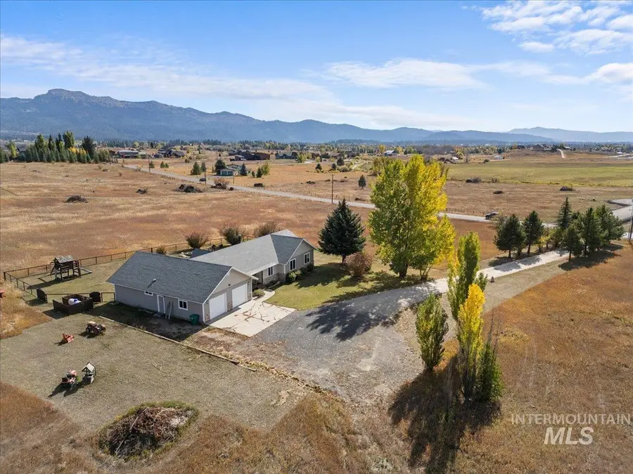 30 Pearson Lane, McCall, ID 83638 - Image #2