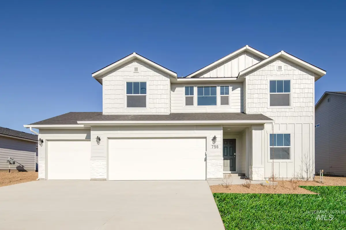 756 Strike Eagle St, Mountain Home, ID 83647 - Image #1