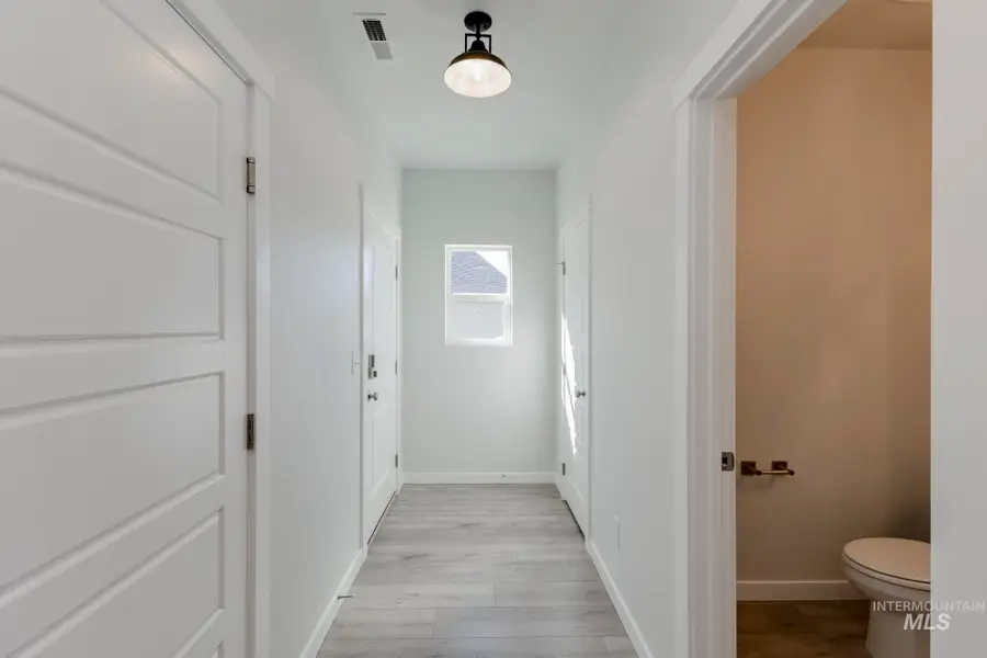 2465 N Silver Wolf Ave, Star, ID 83669 - Image #2