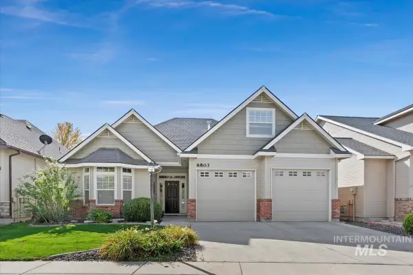 6803 E Greens Dr, Nampa, ID 83687
