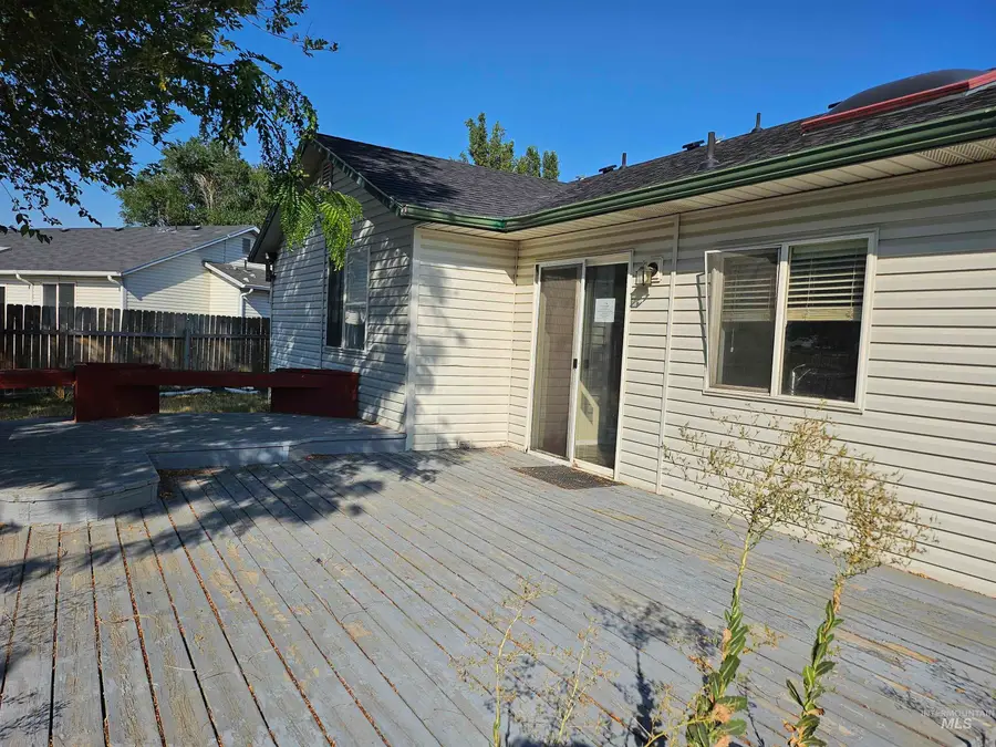 885 Partridge Dr, Mountain Home, ID 83647 - Image #3