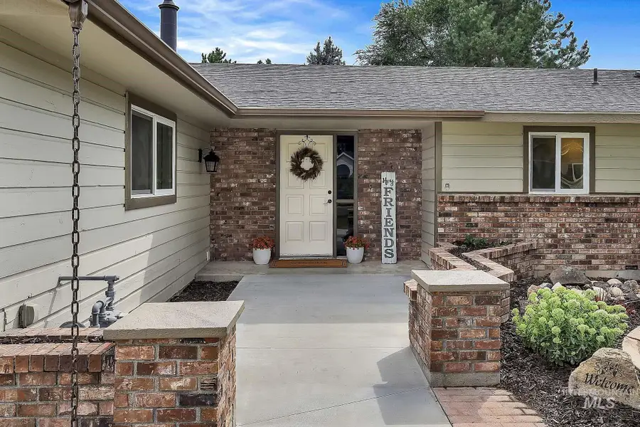 809 Astor Ave, Nampa, ID 83651 - Image #3