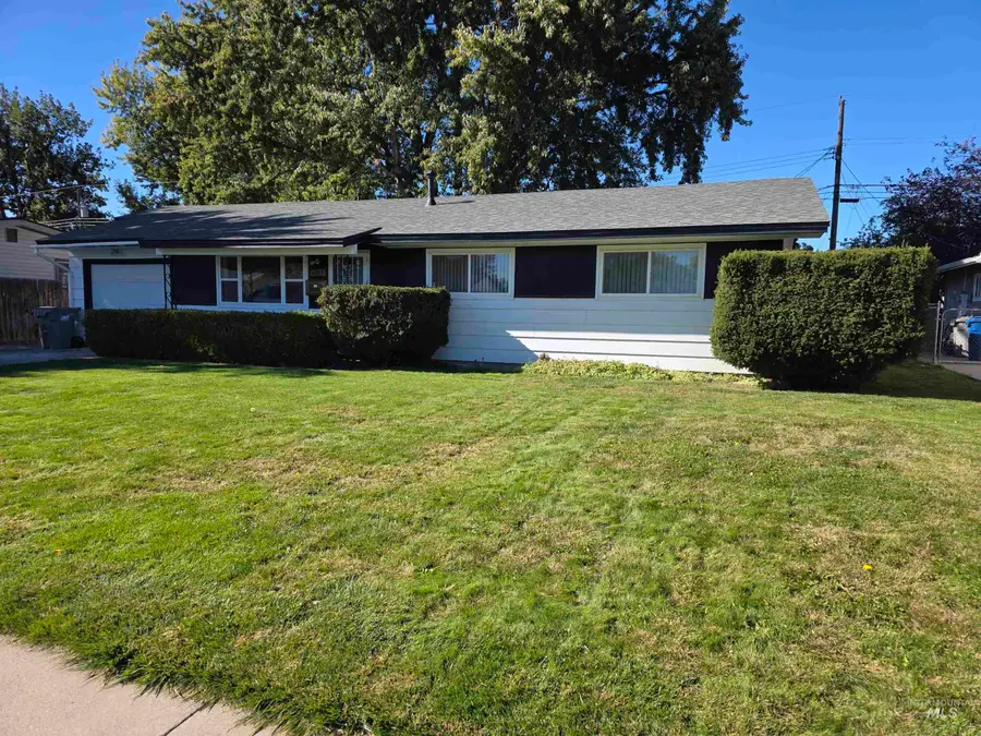 1185 Phelps Circle, Mountain Home, ID 83647 - Image #2