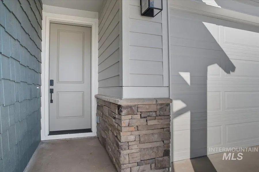 1198 Stirling Meadows Ct, Middleton, ID 83644 - Image #2