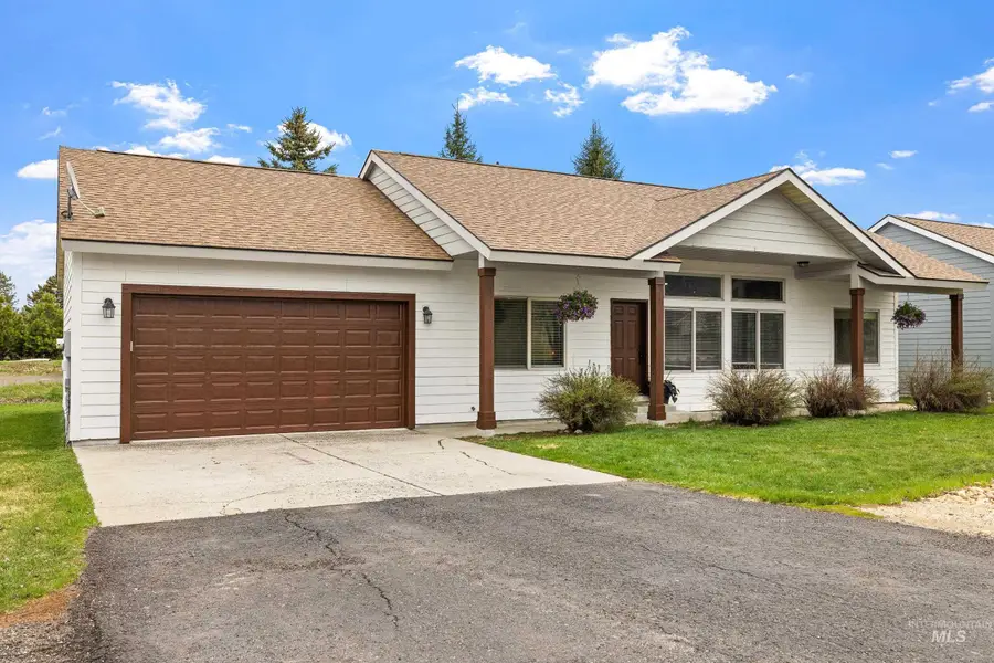 22 Charters Drive, Donnelly, ID 83615 - Image #2