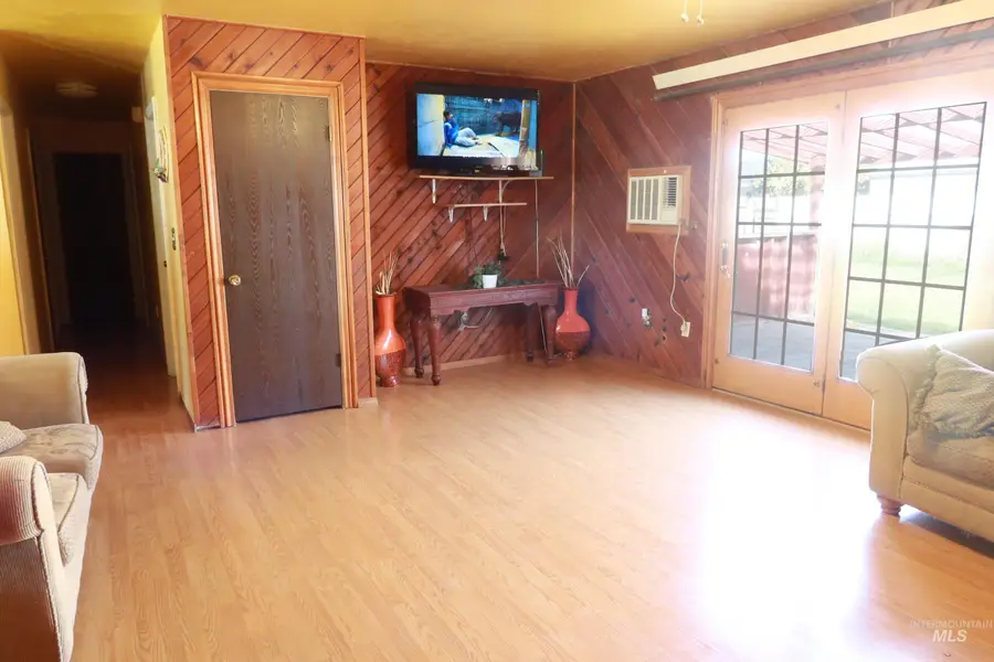387 N Conant Ave, Burley, ID 83318 - Image #3
