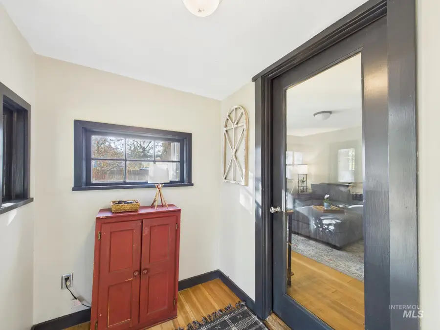 913 W 1st St, Fairfield, ID 83327 - Image #3