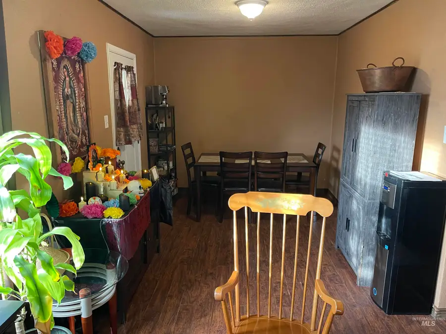 718 S Colorado Ave, Fruitland, ID 83619 - Image #3