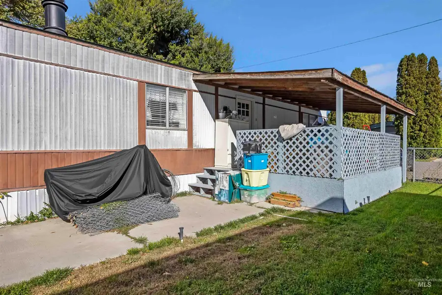 842 W Midway A Street #8, Filer, ID 83328 - Image #3