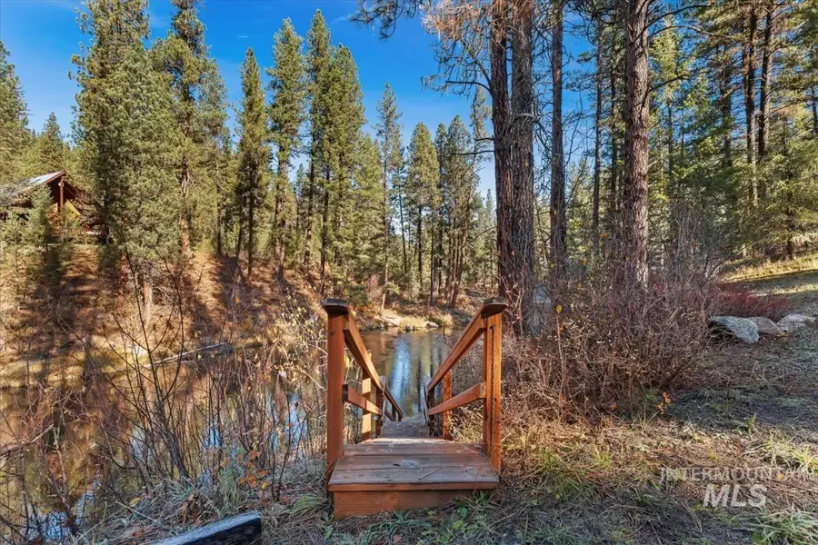 72 Thunder Road, Garden Valley, ID 83622 - Image #3