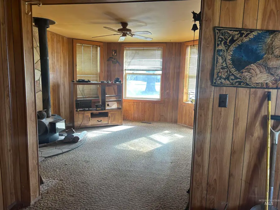 20495 Main St, Carey, ID 83320 - Image #2