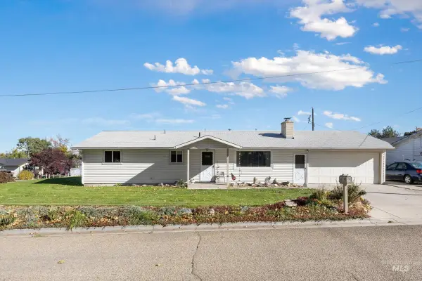 1222 Teton, Caldwell, ID 83605