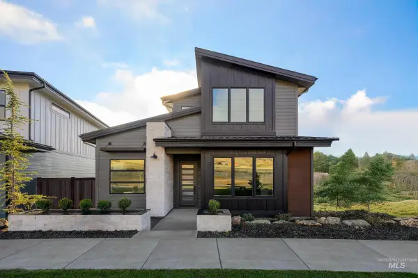 11725 N Rabbitbrush Way, Boise, ID 83714