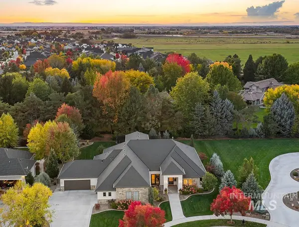 7207 N Pinseeker Pl, Meridian, ID 83646