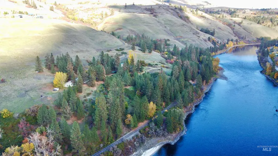 20836 Ryegrass Ln, Lenore, ID 83541 - Image #3