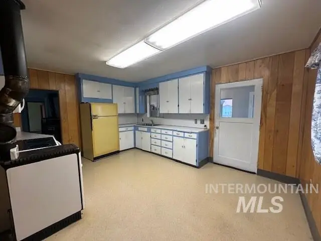 501 Blackaby, Jordan Valley, OR 97910 - Image #2