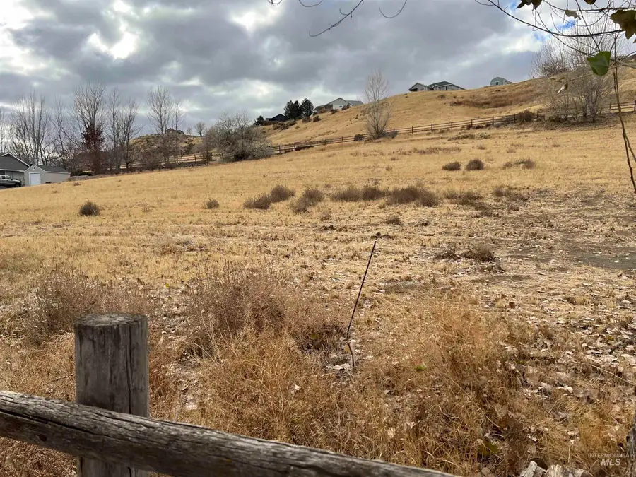 4521 Mesa View Rd, Buhl, ID 83316 - Image #2