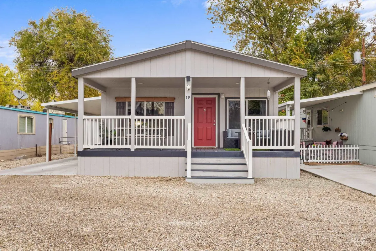 208 E 44th #Trlr 19, Garden City, ID 83714 - Image #1