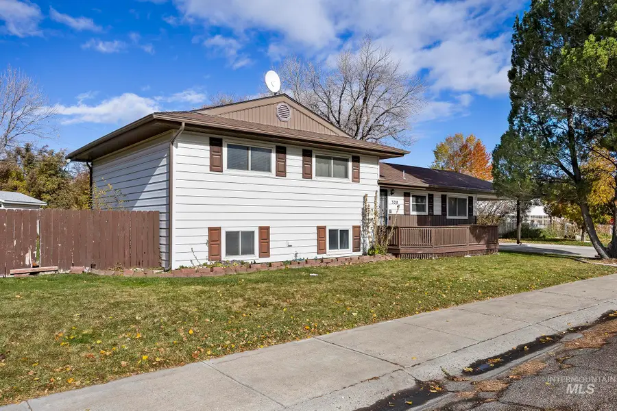 320 E 23rd Dr, Burley, ID 83318 - Image #2