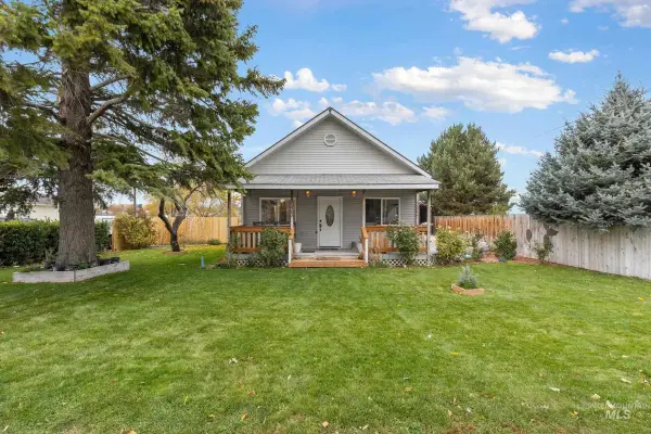 522 E Cleveland #N Commercial, Glenns Ferry, ID 83623