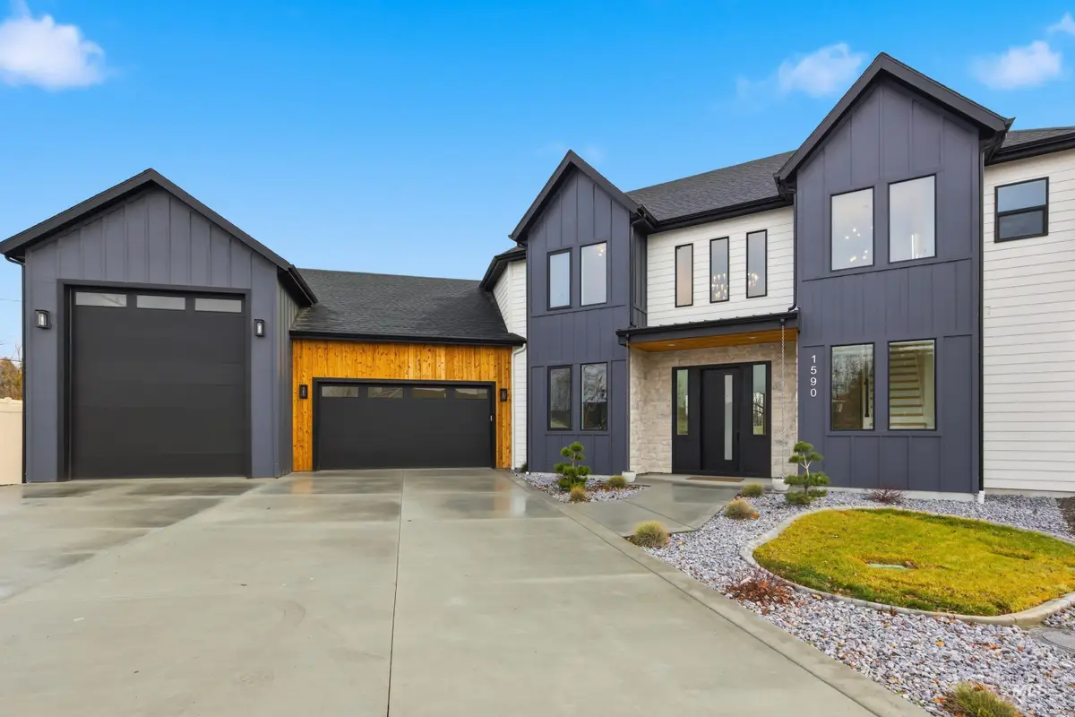 1590 N Watershed Ln, Star, ID 83669 - #1