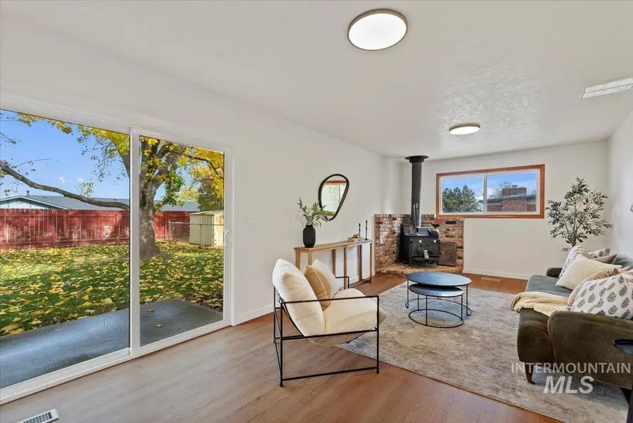 204 Hilldrop St, Caldwell, ID 83605 - Image #3