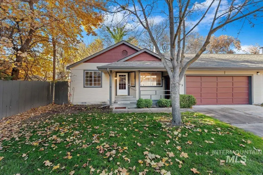 3463 N Collister Dr, Boise, ID 83703 - Image #2