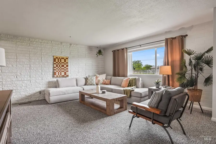 2519 N Middleton Rd, Nampa, ID 83651 - Image #3